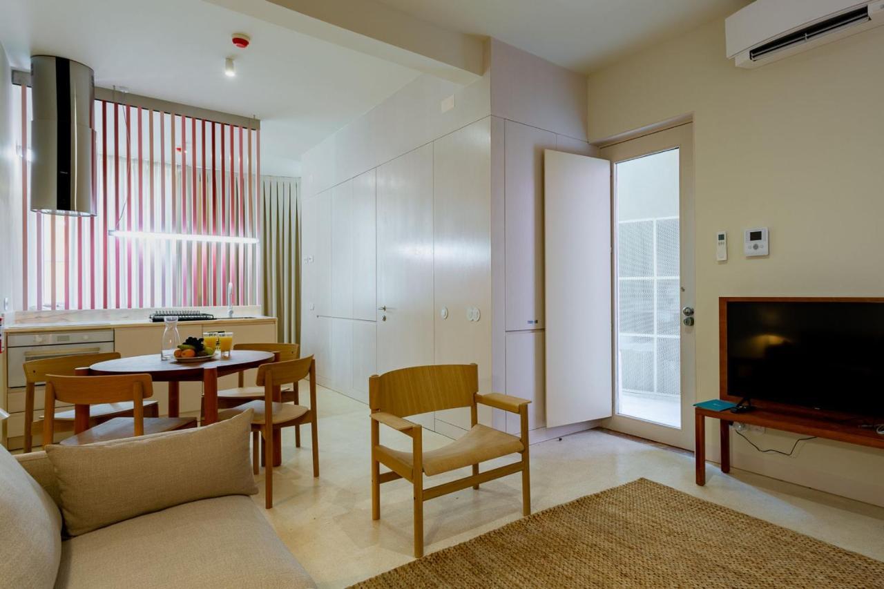 Princess Building W/Pool By Lovelystay Vila Real de Santo António Esterno foto