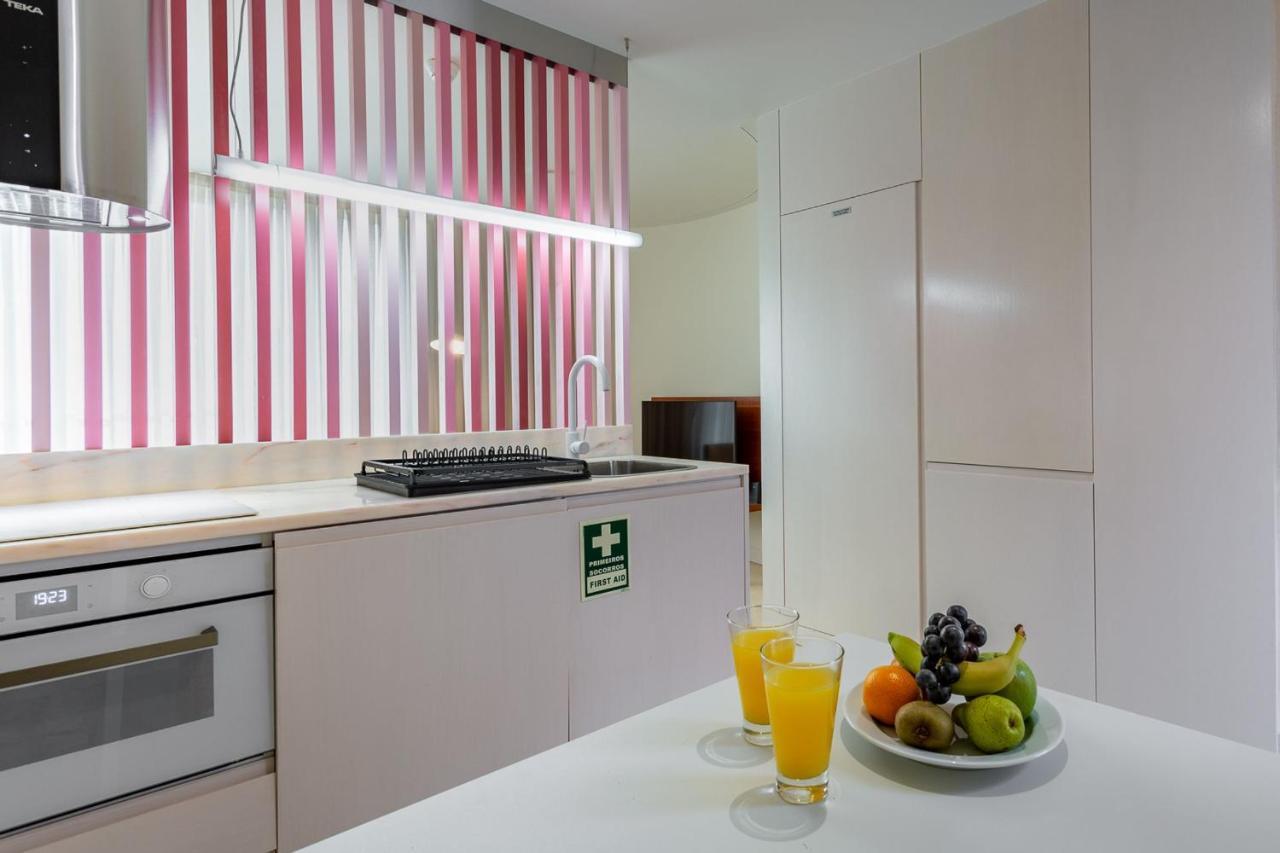 Princess Building W/Pool By Lovelystay Vila Real de Santo António Esterno foto